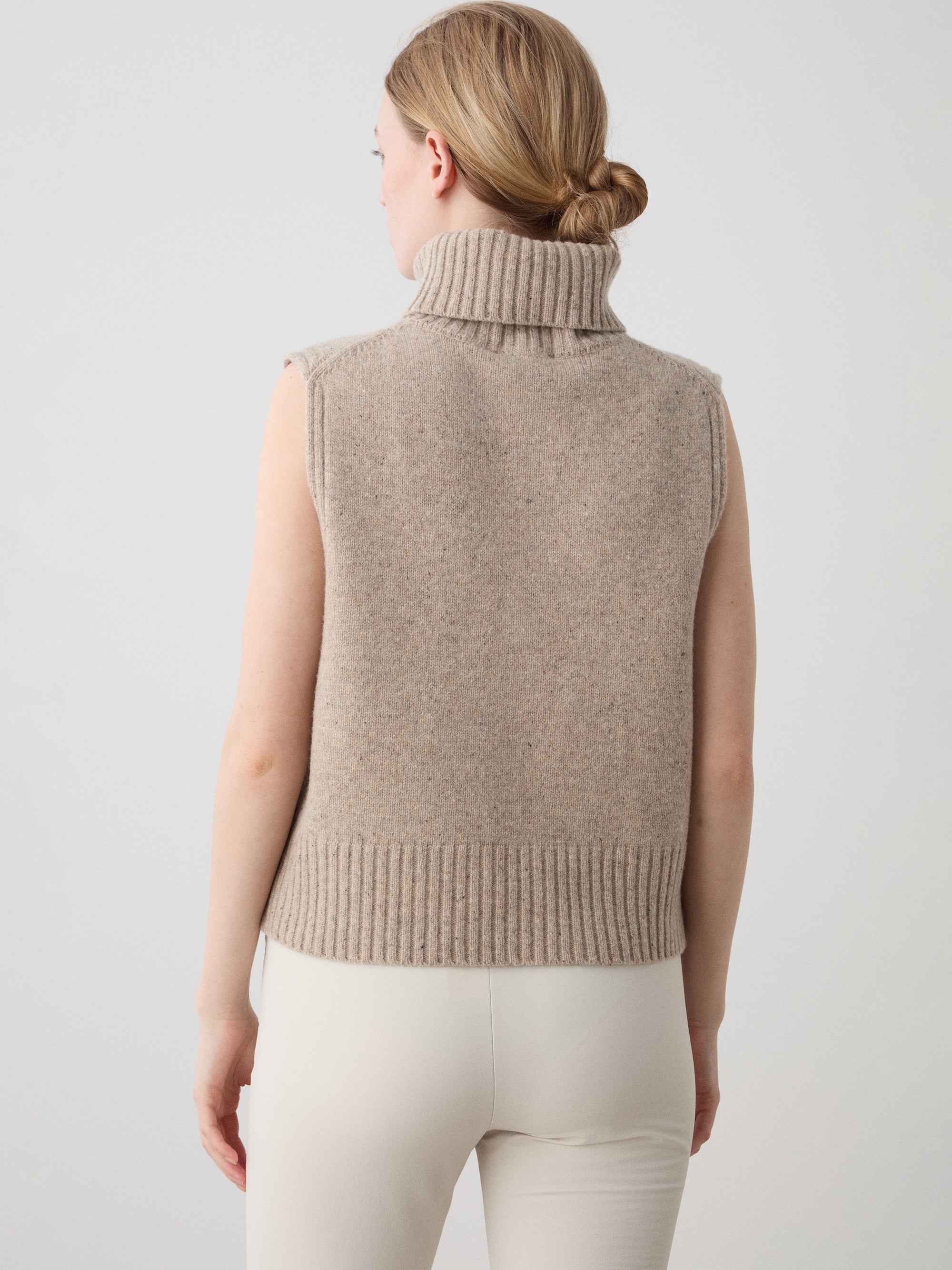 Highland Vest women